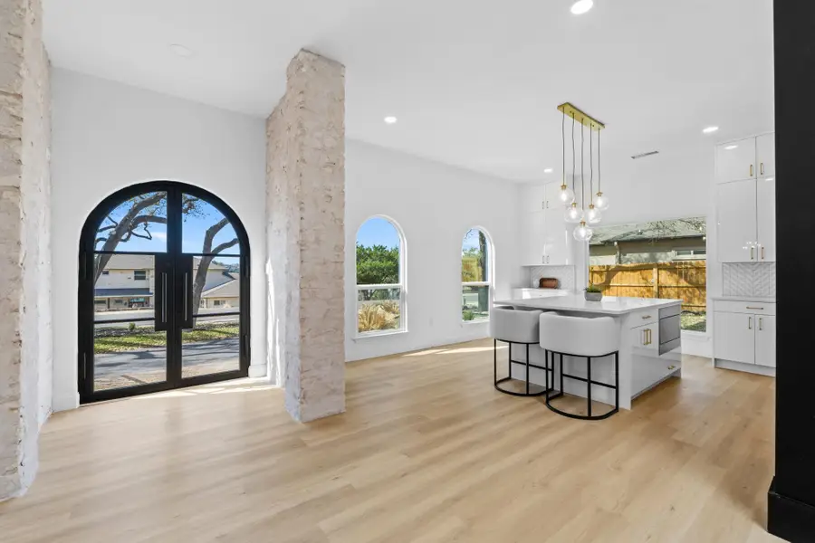 18702 Lakeland Dr, Point Venture, TX 78645 - #3