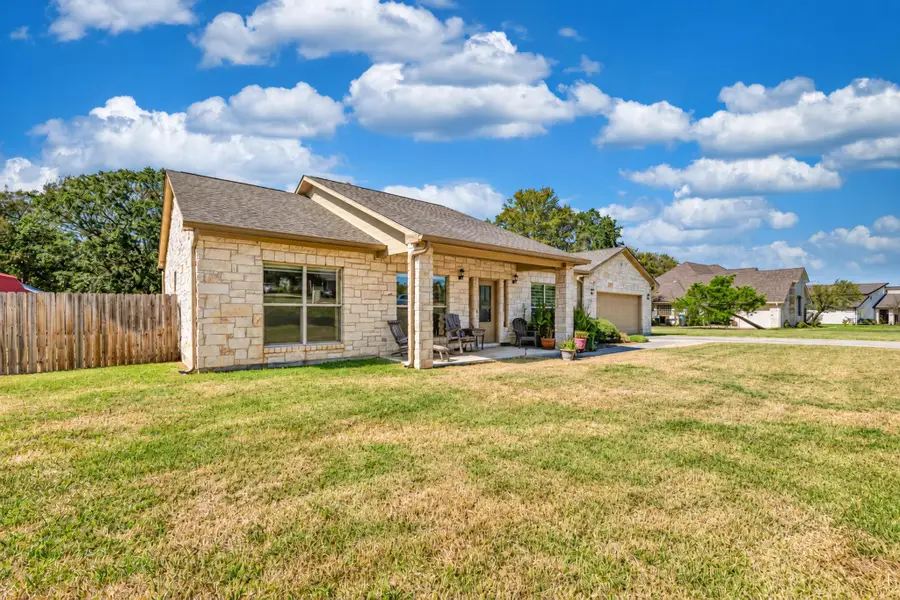 140 Creekwood Trl, Cedar Creek, TX 78612 - #2
