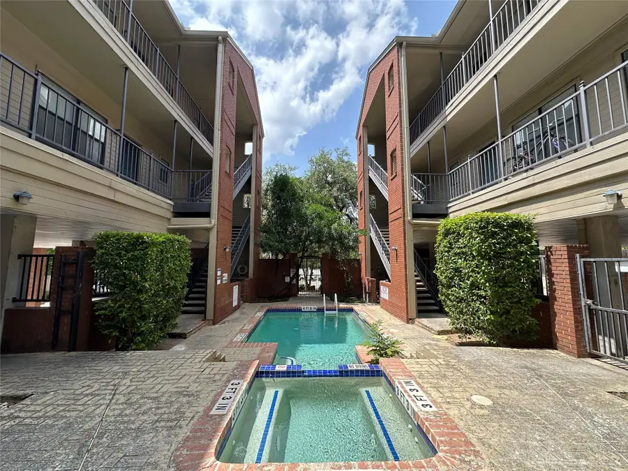 106 E 30th St E #310, Austin, TX 78705 - #2