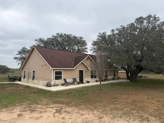 100 County Road 423, Stockdale, TX 78160 - #1
