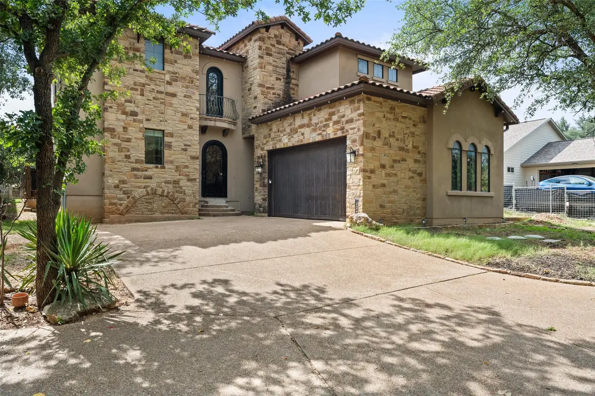 1310 Minnie Dr, Austin, TX 78732 - Image #1