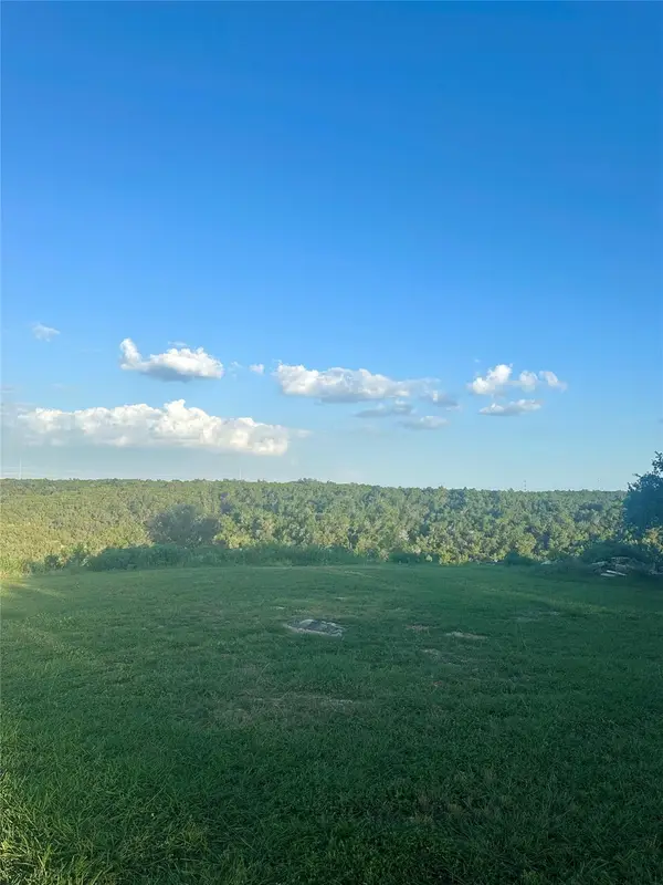 10519 Ridge Rim Dr, Leander, TX 78641