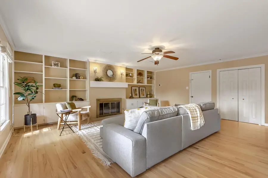 5702 Bull Creek Rd, Austin, TX 78756 - #2