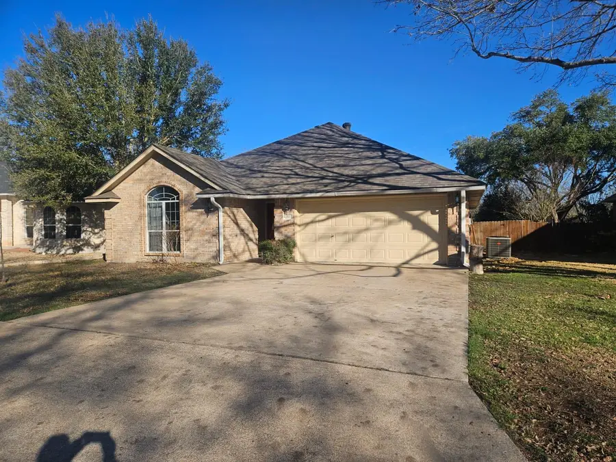 1507 Century Oaks Dr, Lockhart, TX 78644 - #2