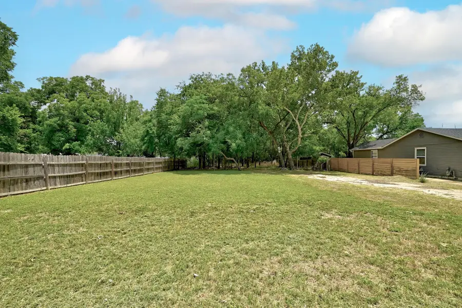 504 W Elliott St, Austin, TX 78753 - Image #2
