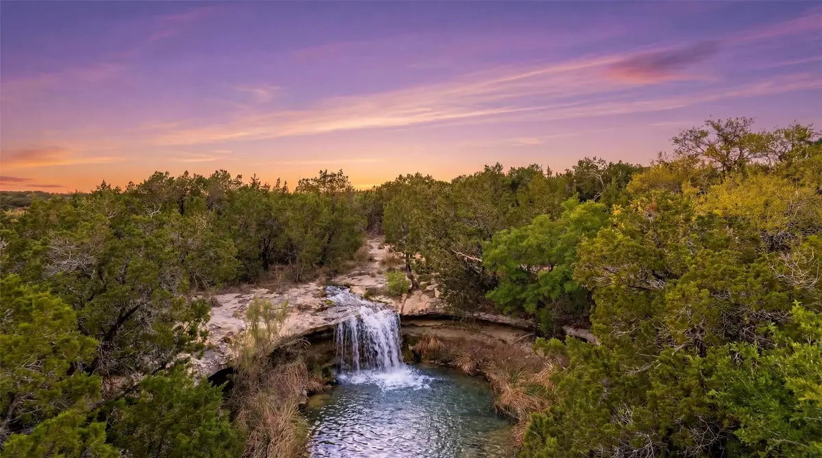 600 N Angel Light Dr, Spicewood, TX 78669 - #1