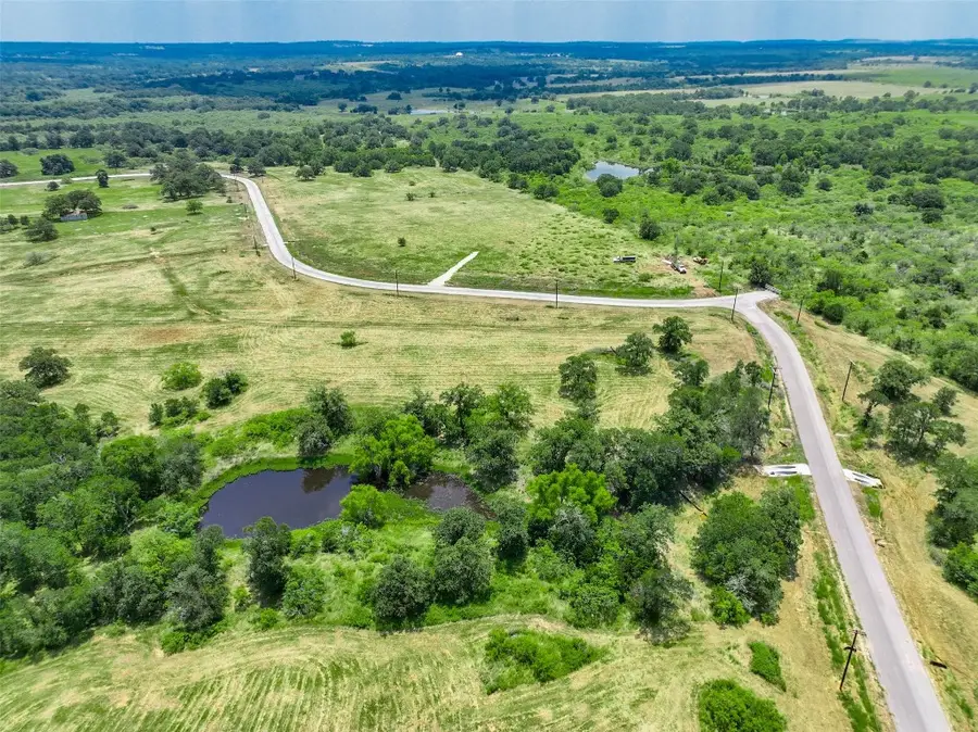 180 Sunny Day Dr, Red Rock, TX 78662 - Image #2