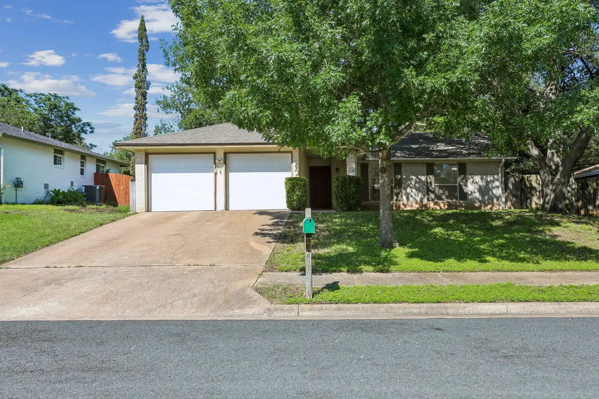 804 Spring Tree St, Round Rock, TX 78681 - #1