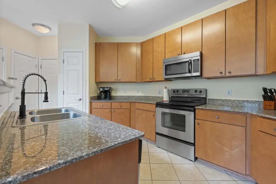 2502 Leon St #501, Austin, TX 78705 - Image #2