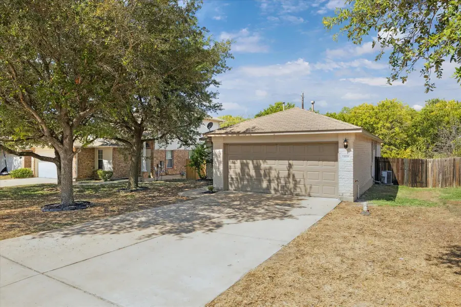 14928 Sassafras Trl, Pflugerville, TX 78660 - Image #2