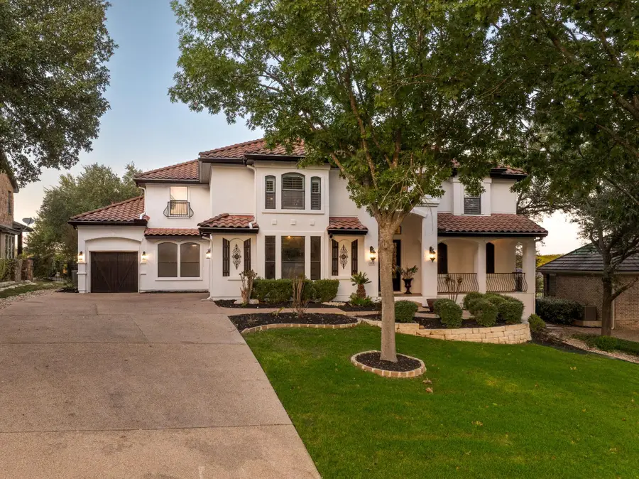 11516 Eagles Glen Dr, Austin, TX 78732 - Image #2