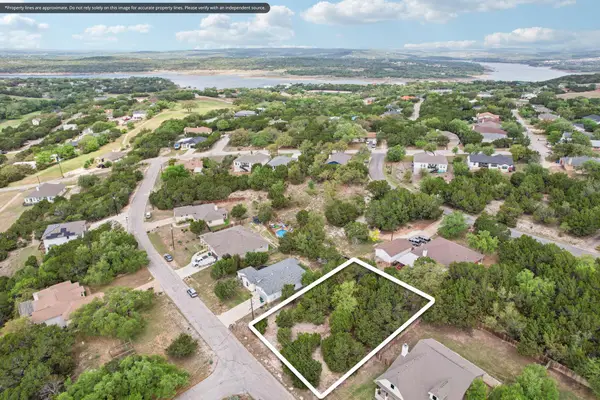 20628 Falcon Ln, Lago Vista, TX 78645