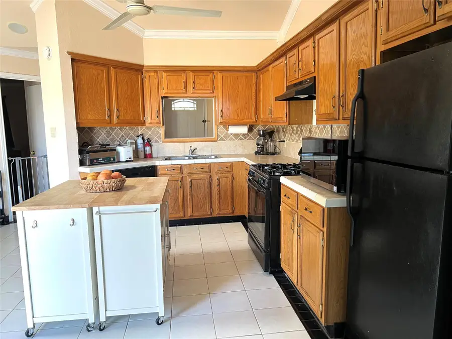 14602 General Williamson Dr, Austin, TX 78734 - Image #3