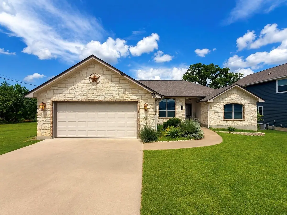 220 Ulupau Cir, Bastrop, TX 78602 - #1