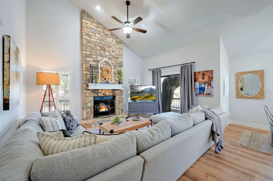 213 Overlook Ct, Wimberley, TX 78676 - #3