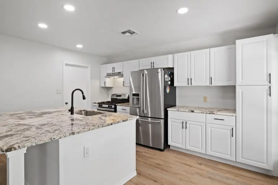 10001 Woodglen Dr, Austin, TX 78753 - Image #2