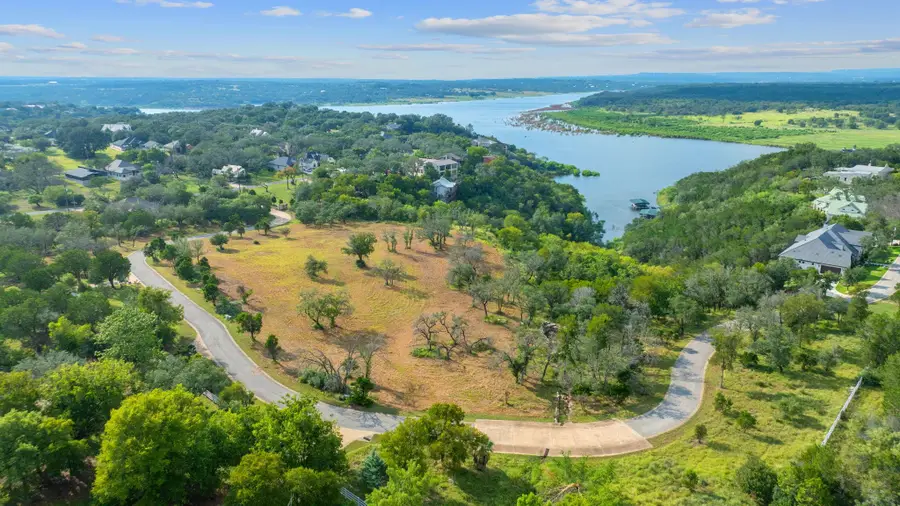 200 Contrails Way, Spicewood, TX 78669 - Image #2