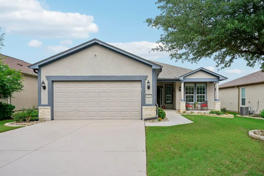 207 Trinity Ln, Georgetown, TX 78633 - Image #2