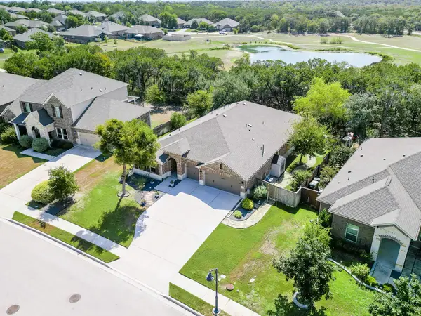 349 Arapaho Dr, Kyle, TX 78640