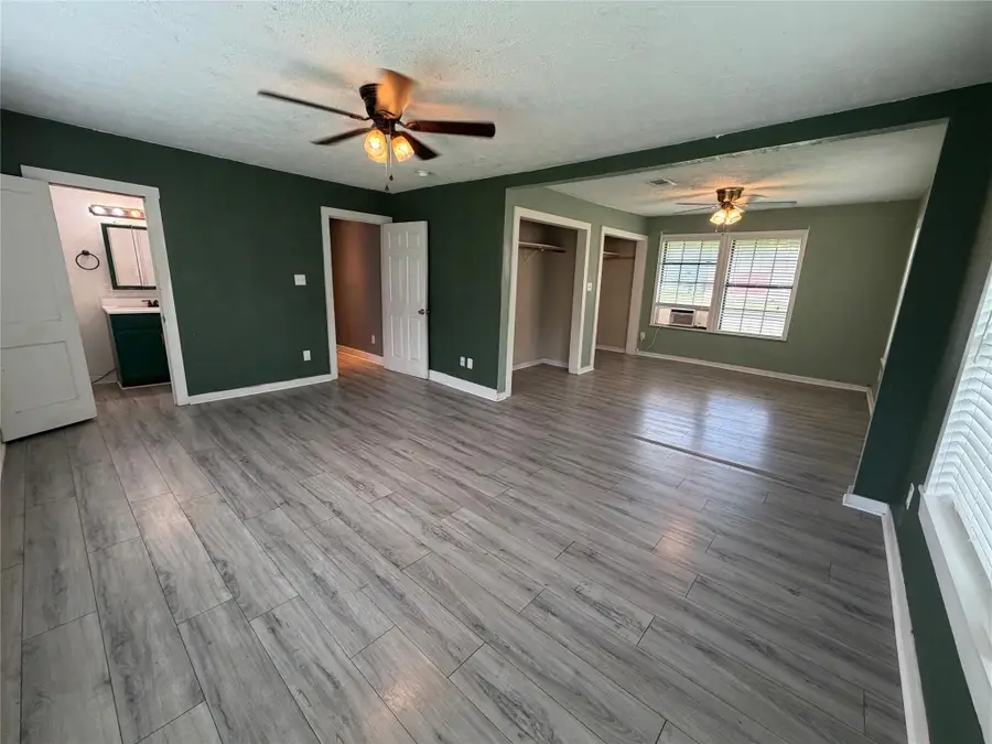 1401 E 29th St, Bryan, TX 77802 - #3