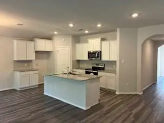 213 Yemen Rd, Taylor, TX 76574 - Image #3