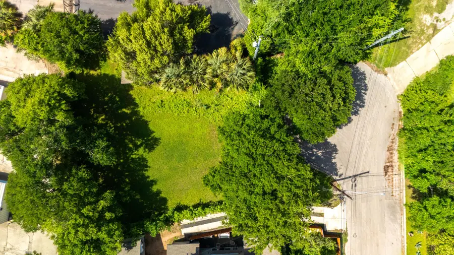 7312 E Ben White Blvd #18, Austin, TX 78741 - Image #2