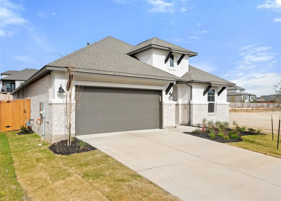 129 Old Woods Road, Liberty Hill, TX 78642 - #2