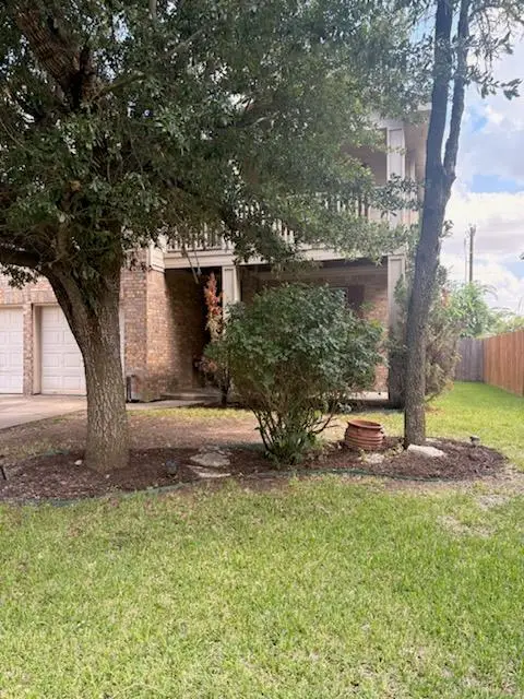 408 Mossy Rock Dr, Hutto, TX 78634 - #2