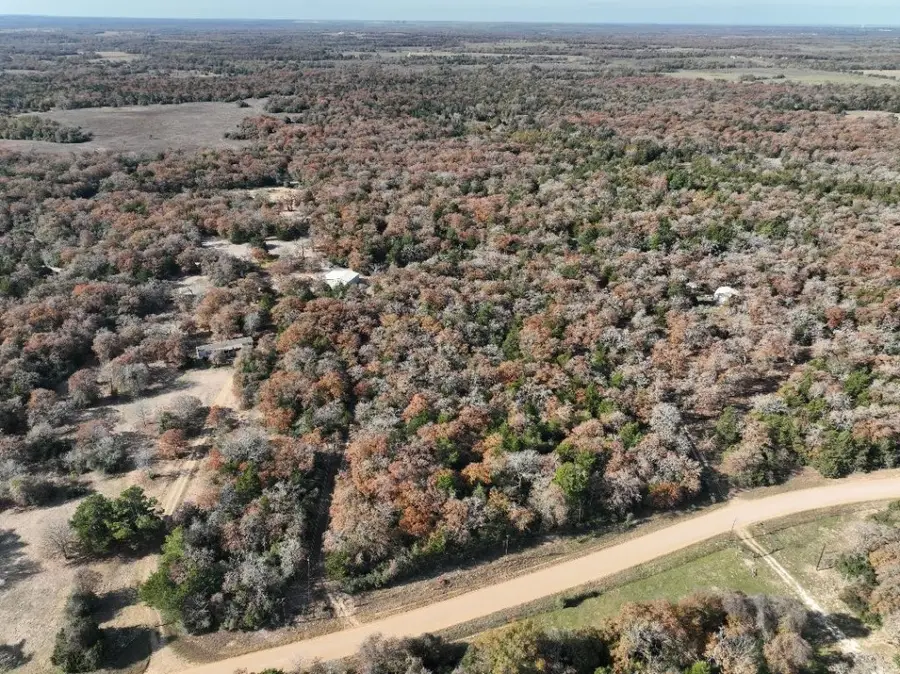 881 Cr 327 Rd, Rockdale, TX 76567 - Image #2