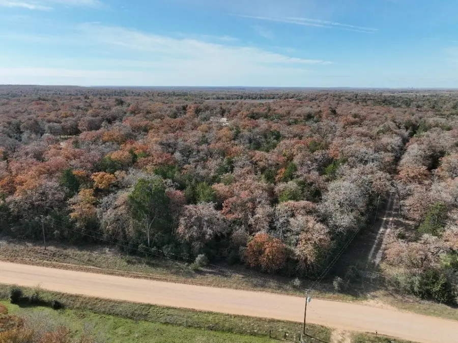 881 Cr 327 Rd, Rockdale, TX 76567 - Image #3