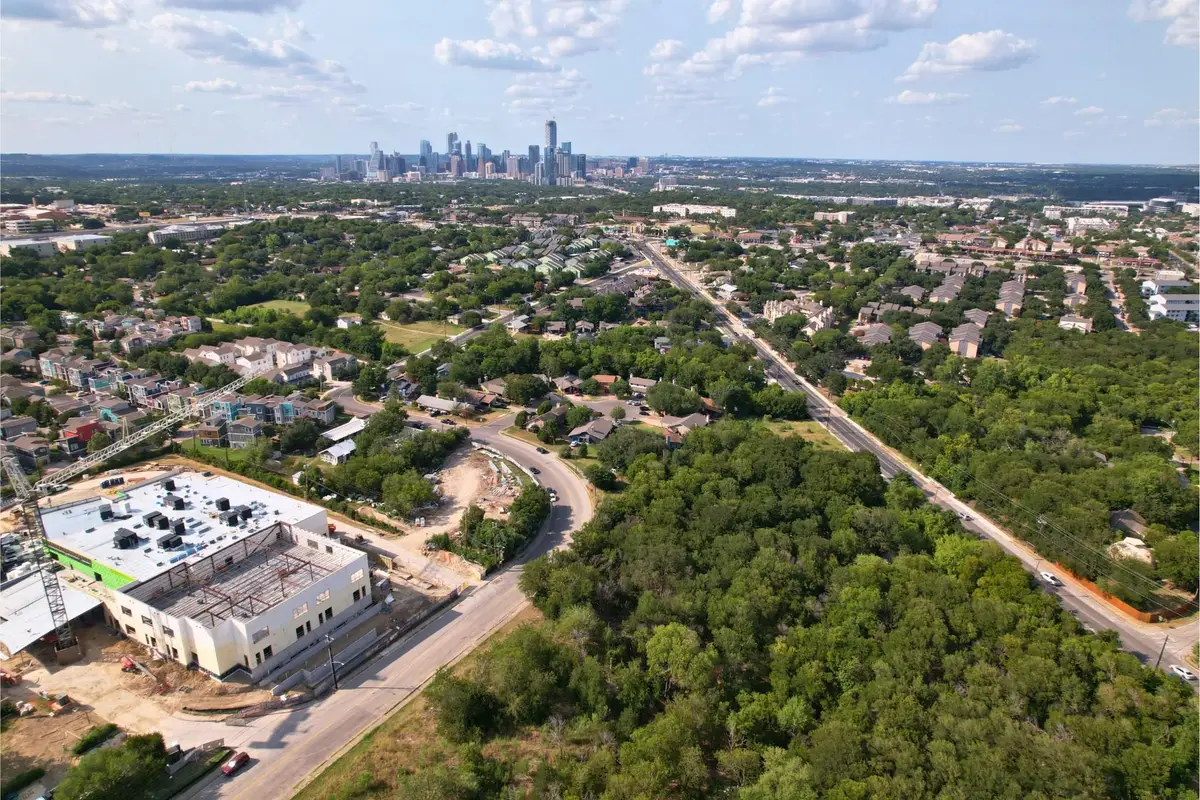 2813-2827 Metcalfe Rd, Austin, TX 78741 - #1