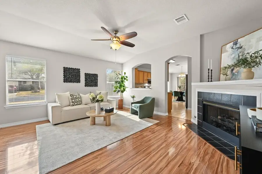 2901 Rainy River Dr, Leander, TX 78641 - Image #2