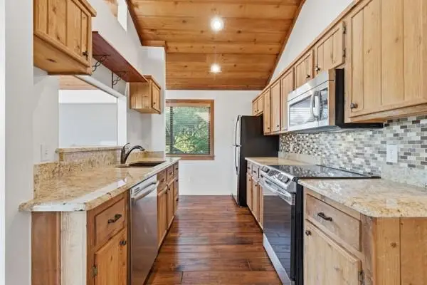 406 Coventry Rd, Spicewood, TX 78669 - #2