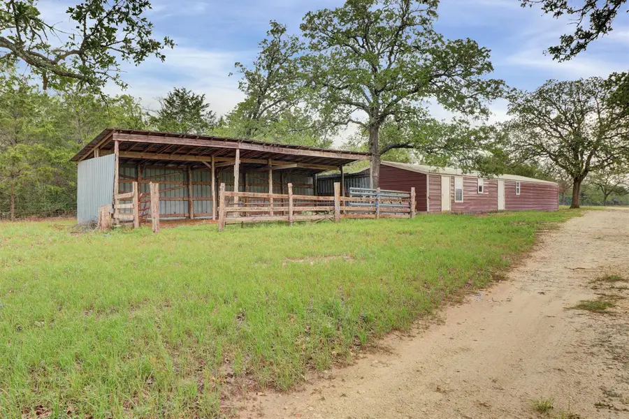 847 Highway 95 S, Smithville, TX 78957 - Image #3