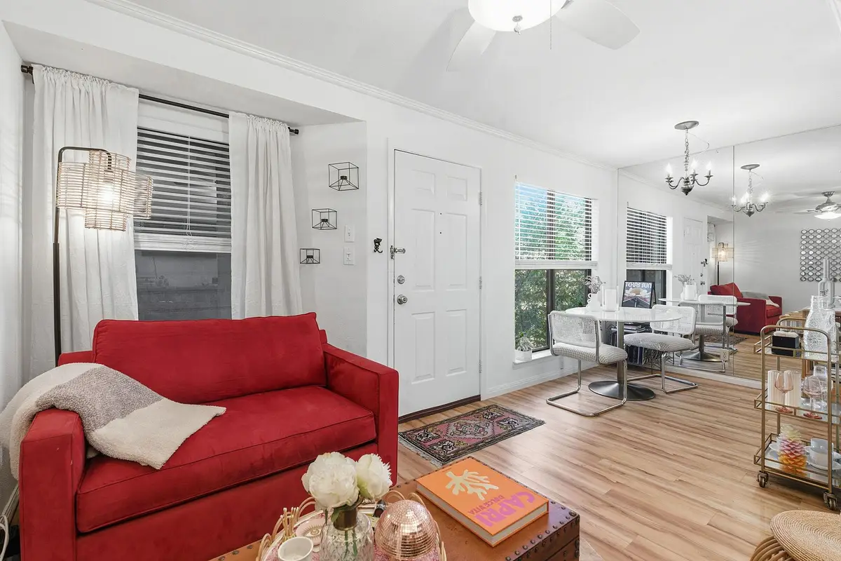 601 Hearn St #204, Austin, TX 78703 - Image #1