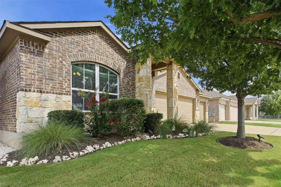 2413 Bridges Ranch Rd, Georgetown, TX 78628 - #3