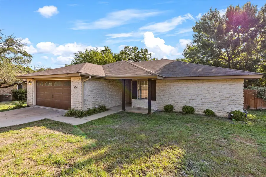 404 Innwood Dr, Georgetown, TX 78628 - Image #3