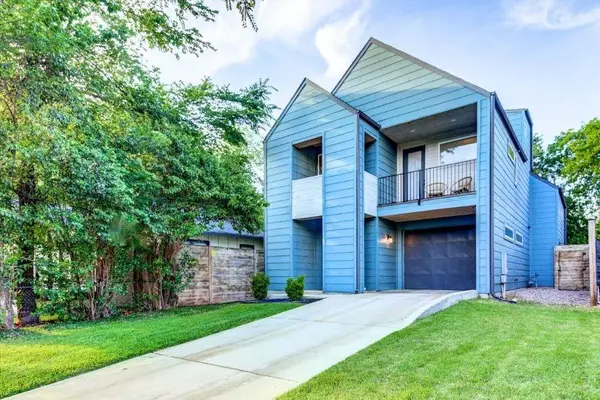 916 E 50th St #1, Austin, TX 78751