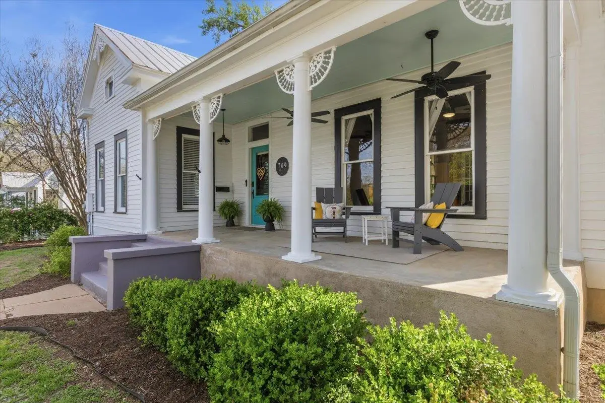 709 Hill St, Bastrop, TX 78602 - #1
