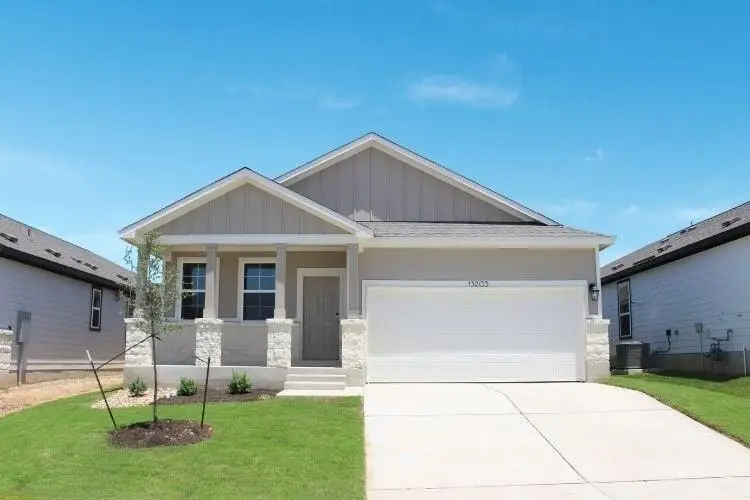 13205 Triple Jet Dr, Buda, TX 78610 - Image #2