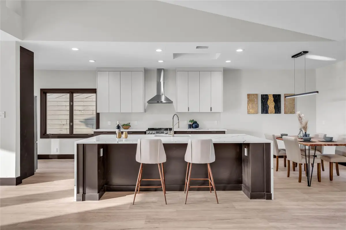 112 Paragon Ct, Lakeway, TX 78734 - Image #1