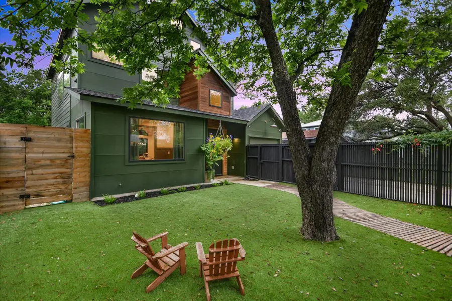 2806 Brinwood Ave, Austin, TX 78704 - #3