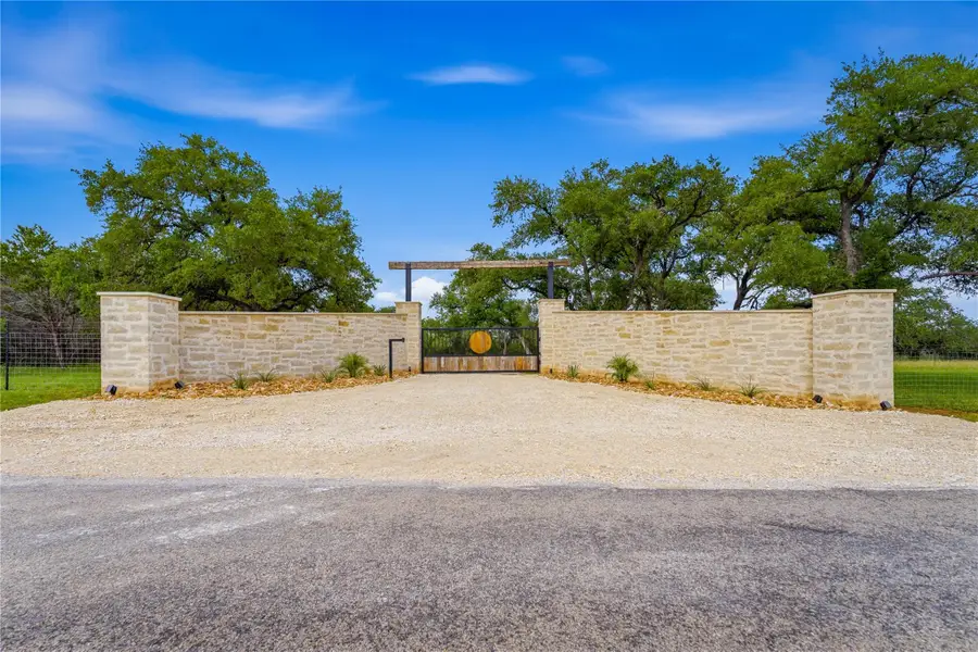 4434 Hugo Rd, San Marcos, TX 78666 - #2