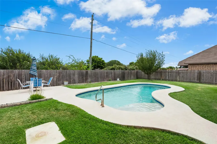 151 Plantain Dr, Hutto, TX 78634 - #2