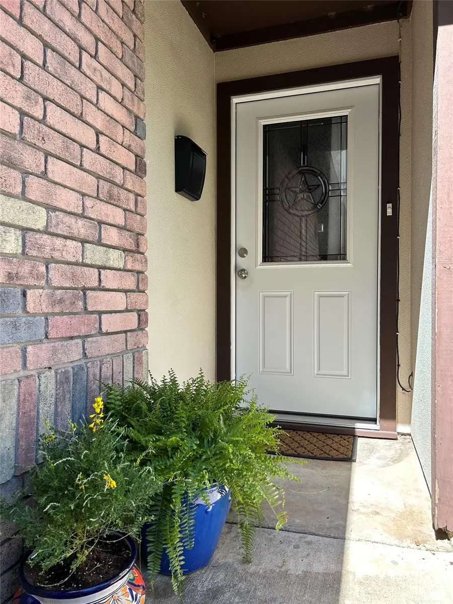 7406 Shadow Hill Dr #108, Austin, TX 78731 - #3