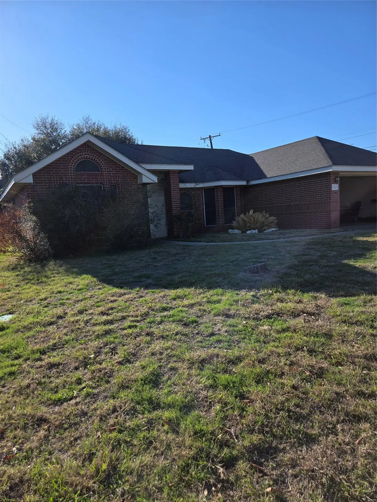 2607 Cherrylawn Dr, Taylor, TX 76574 - #1
