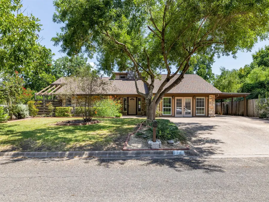 2101 Kent St, Taylor, TX 76574 - #3