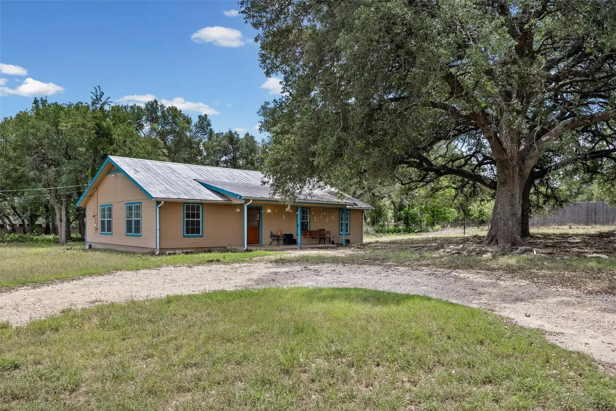 6843 S Lakewood Dr, Georgetown, TX 78633 - #1