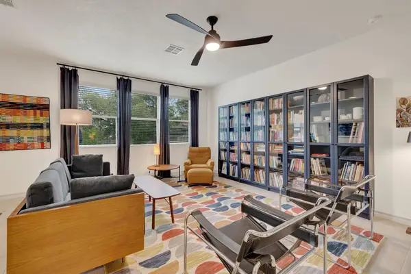 236 Mary Max Cir, San Marcos, TX 78666