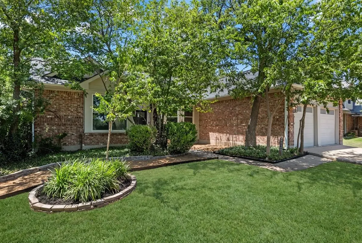 8924 Black Oak St, Austin, TX 78729 - #1